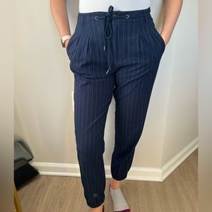 American Eagle Blue/White Pants (Size medium)